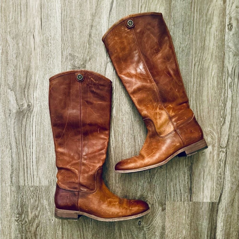 Frye Melissa Button 2 in Cognac Leather - 7